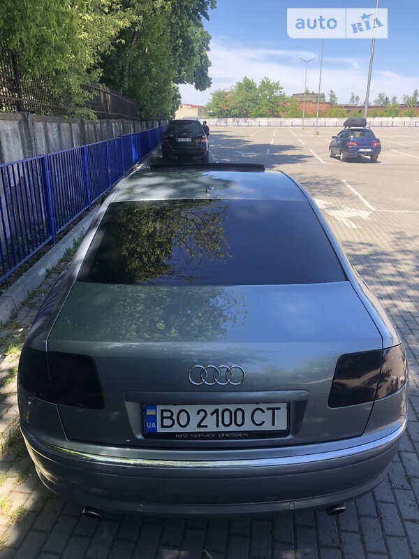 Седан Audi A8 2009 в Копичинці