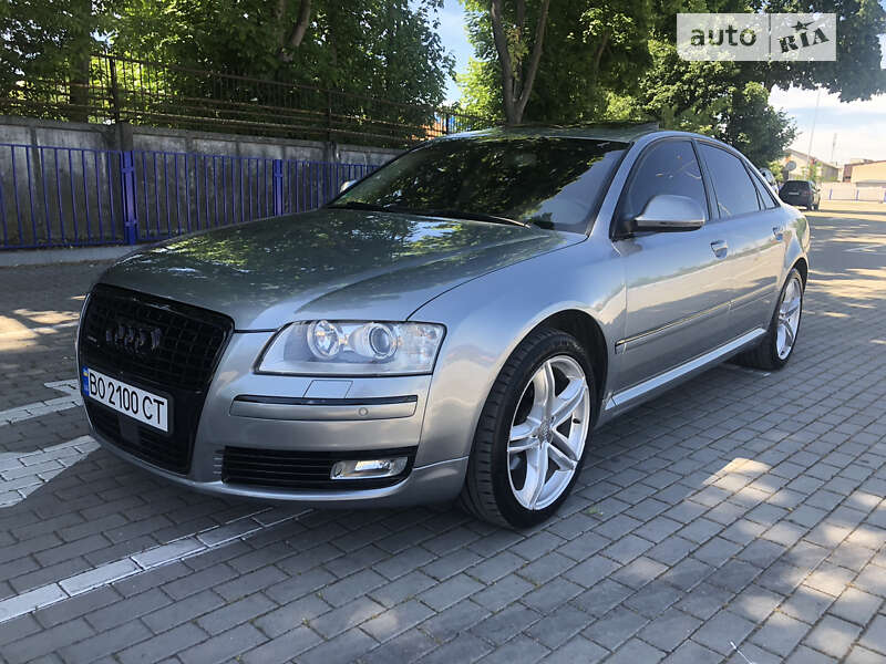 Седан Audi A8 2009 в Копичинці