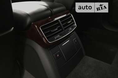 Седан Audi A8 2012 в Кременчуці