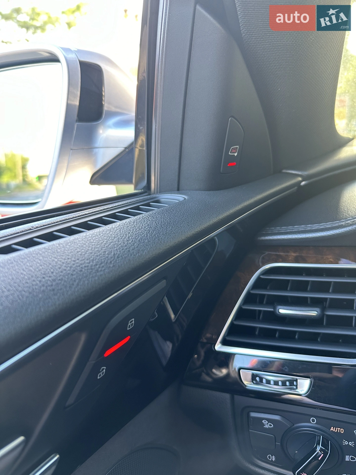 2015 Audi A8 - мініатюра 27