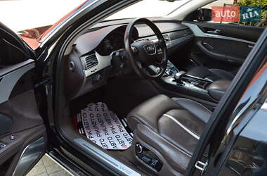 Седан Audi A8 2012 в 