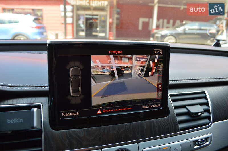 Седан Audi A8 2012 в Львове