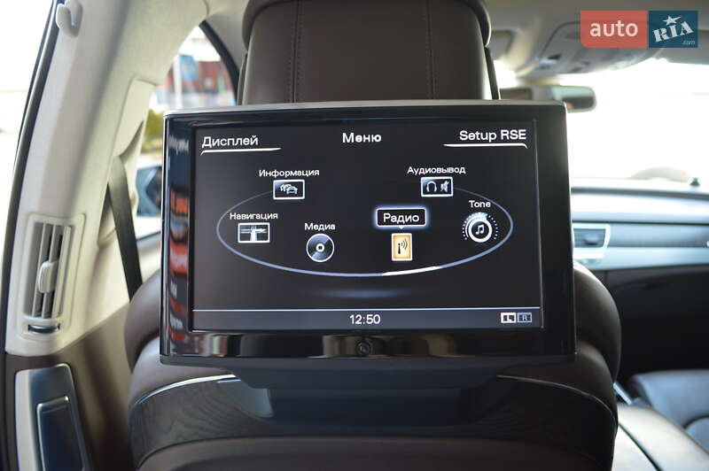 Седан Audi A8 2012 в Львове