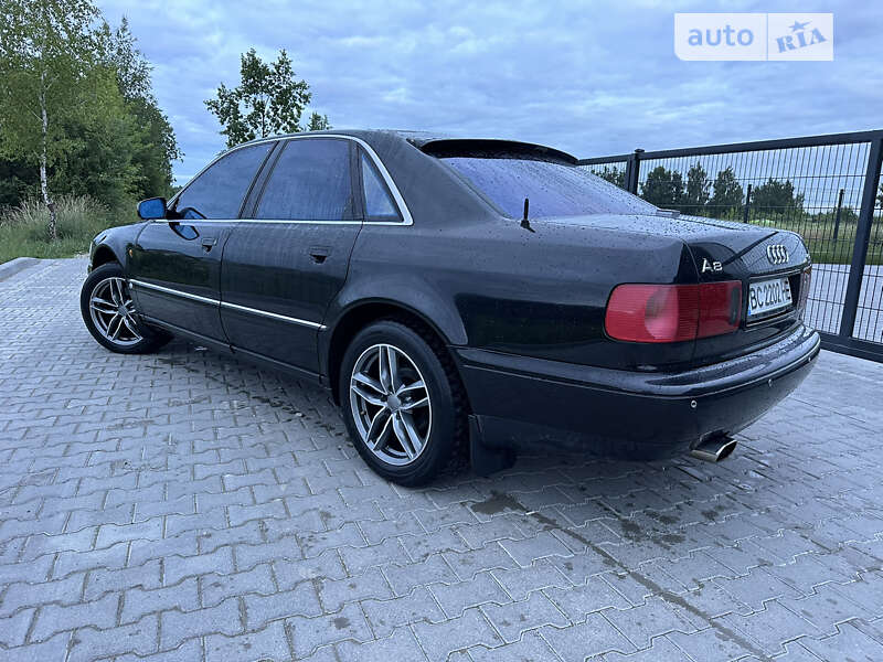 Седан Audi A8 1997 в Івано-Франківську