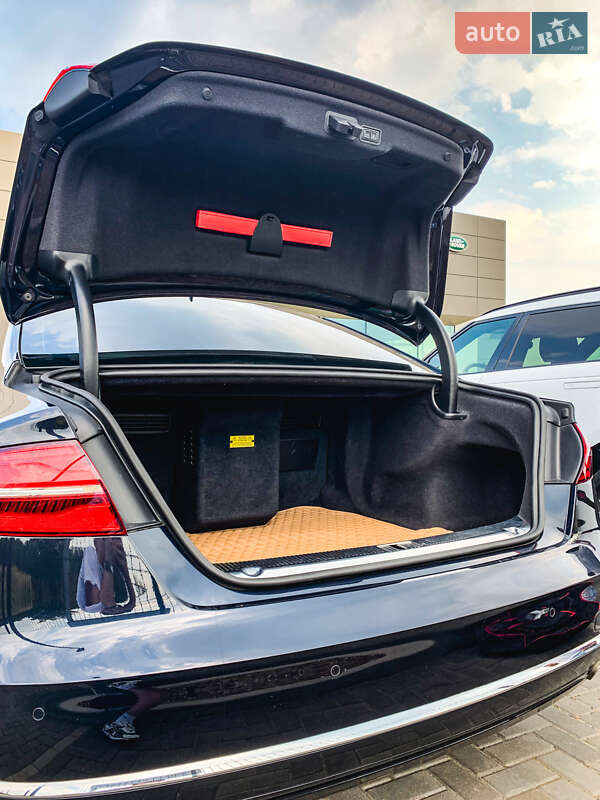 Седан Audi A8 2014 в Днепре фото 19 Седан Audi A8 2014 в Днепре