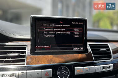 Седан Audi A8 2015 в 