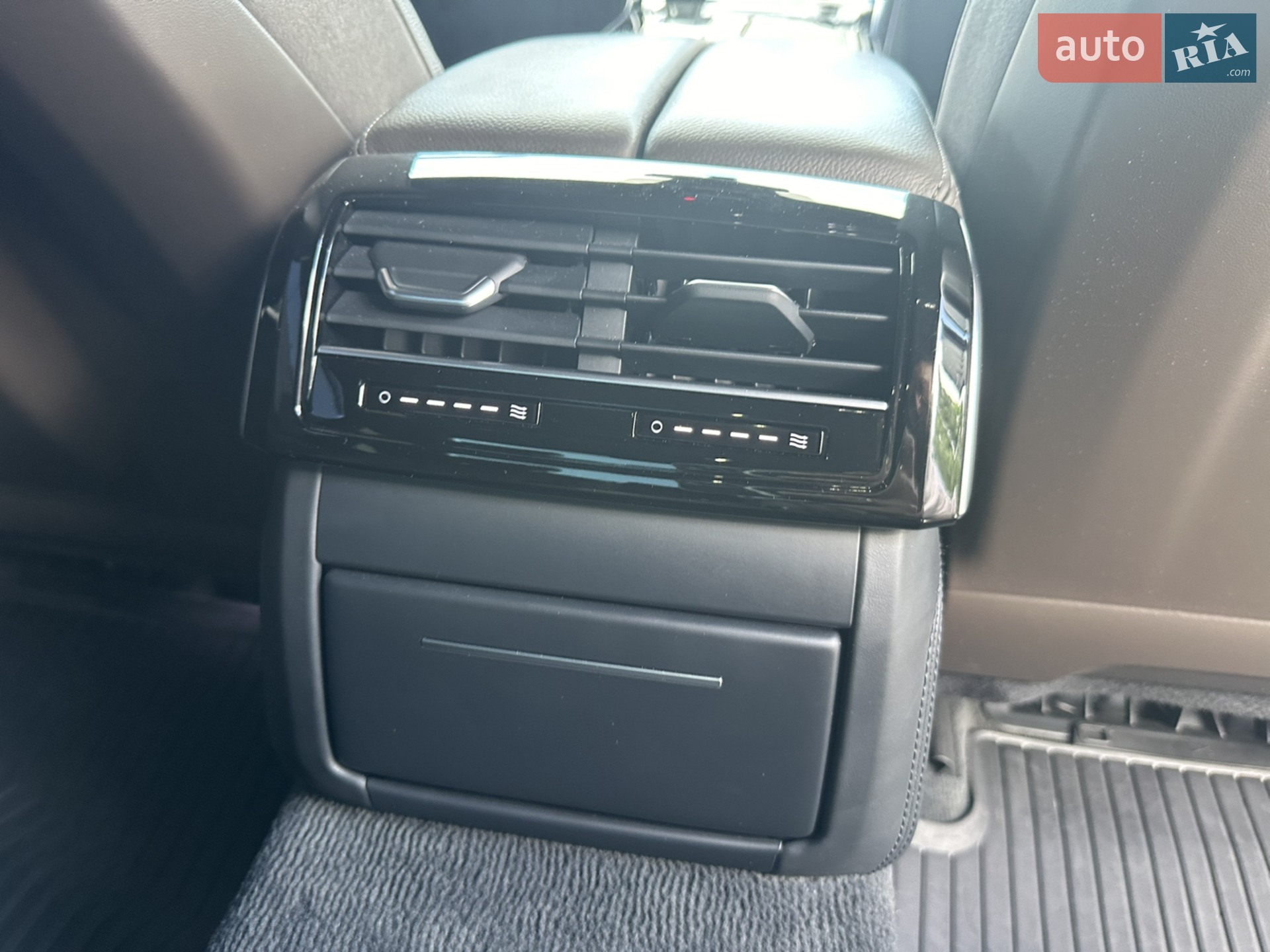 2021 Audi A8 - мініатюра 30