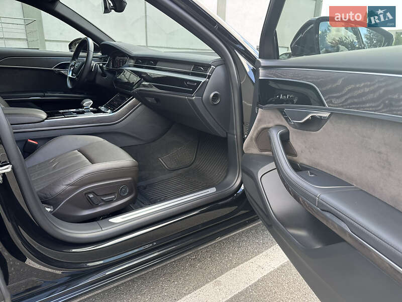 Седан Audi A8 2021 в Києві фото 33 Седан Audi A8 2021 в Києві