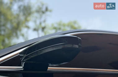 Седан Audi A8 2020 в Львові