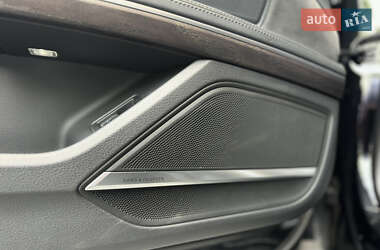 Седан Audi A8 2020 в Львові