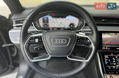Седан Audi A8 2020 в Львові