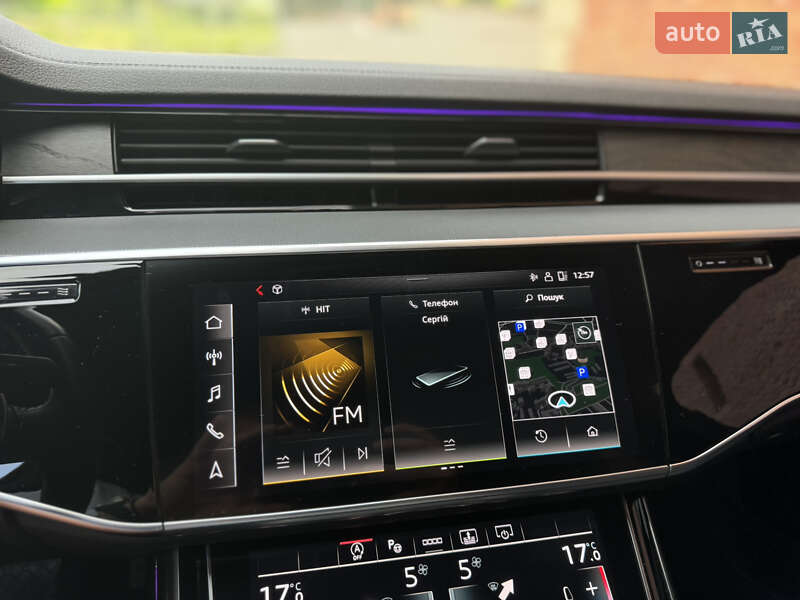 Седан Audi A8 2020 в Львові