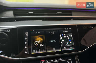 Седан Audi A8 2020 в 