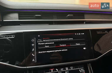 Седан Audi A8 2020 в 