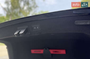 Седан Audi A8 2020 в Львові