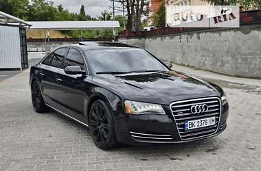 Седан Audi A8 2012 в Рівному