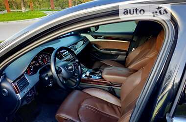 Седан Audi A8 2012 в Рівному