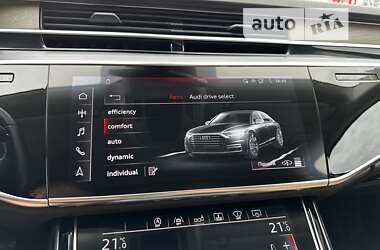 Седан Audi A8 2018 в Киеве