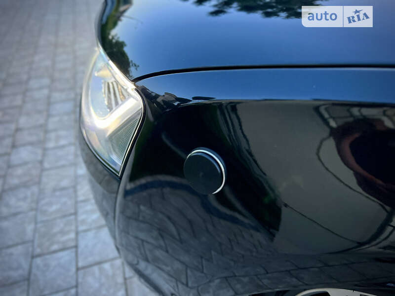 Седан Audi A8 2015 в Одессе