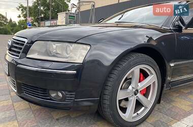Седан Audi A8 2004 в 