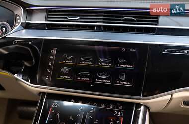 Седан Audi A8 2018 в 