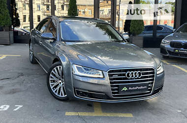 Седан Audi A8 2016 в Киеве