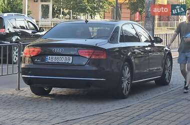 Седан Audi A8 2013 в 