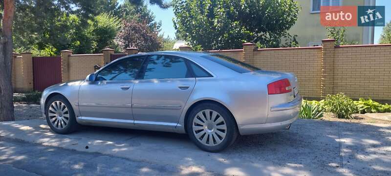 Седан Audi A8 2003 в Дніпрі