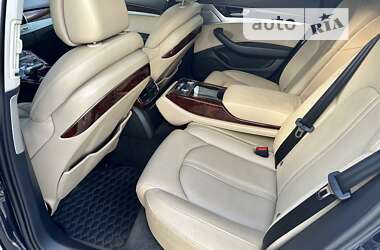 Седан Audi A8 2012 в Києві