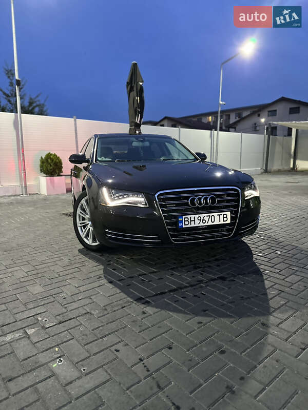 Седан Audi A8 2012 в Одессе