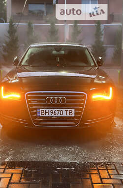 Седан Audi A8 2012 в Одессе