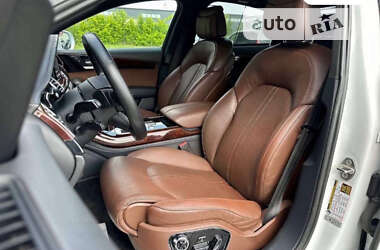 Седан Audi A8 2013 в 