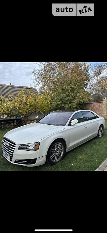Седан Audi A8 2013 в Киеве