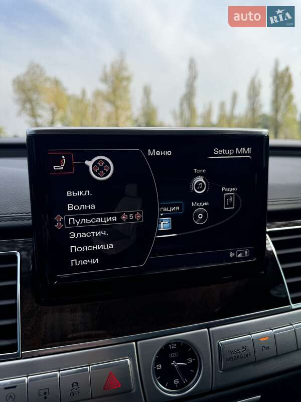 Седан Audi A8 2015 в Каменском