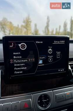 Седан Audi A8 2015 в 
