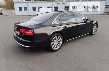 Седан Audi A8 2012 в Києві