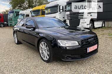 Седан Audi A8 2014 в Хусте