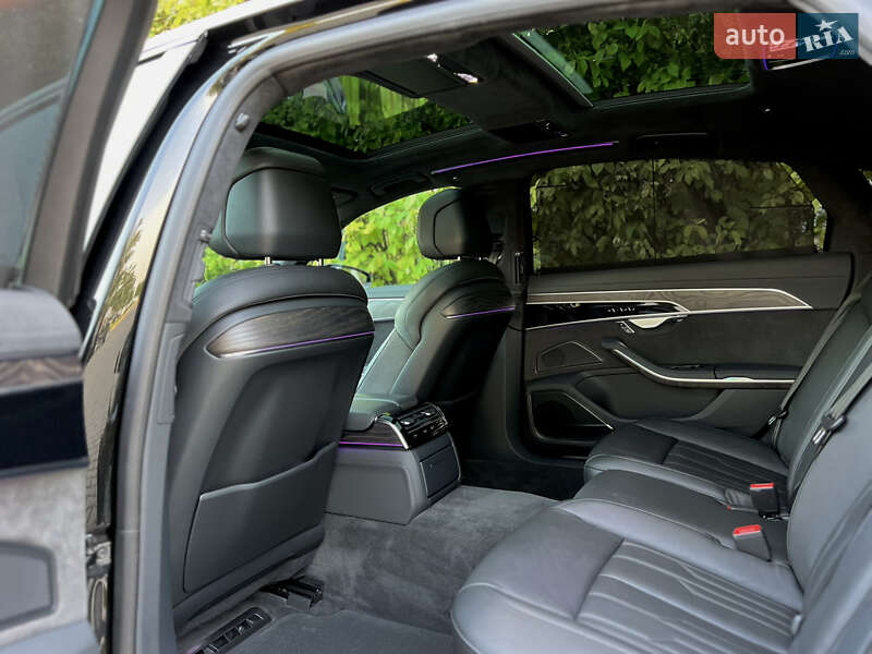 Седан Audi A8 2020 в Одессе