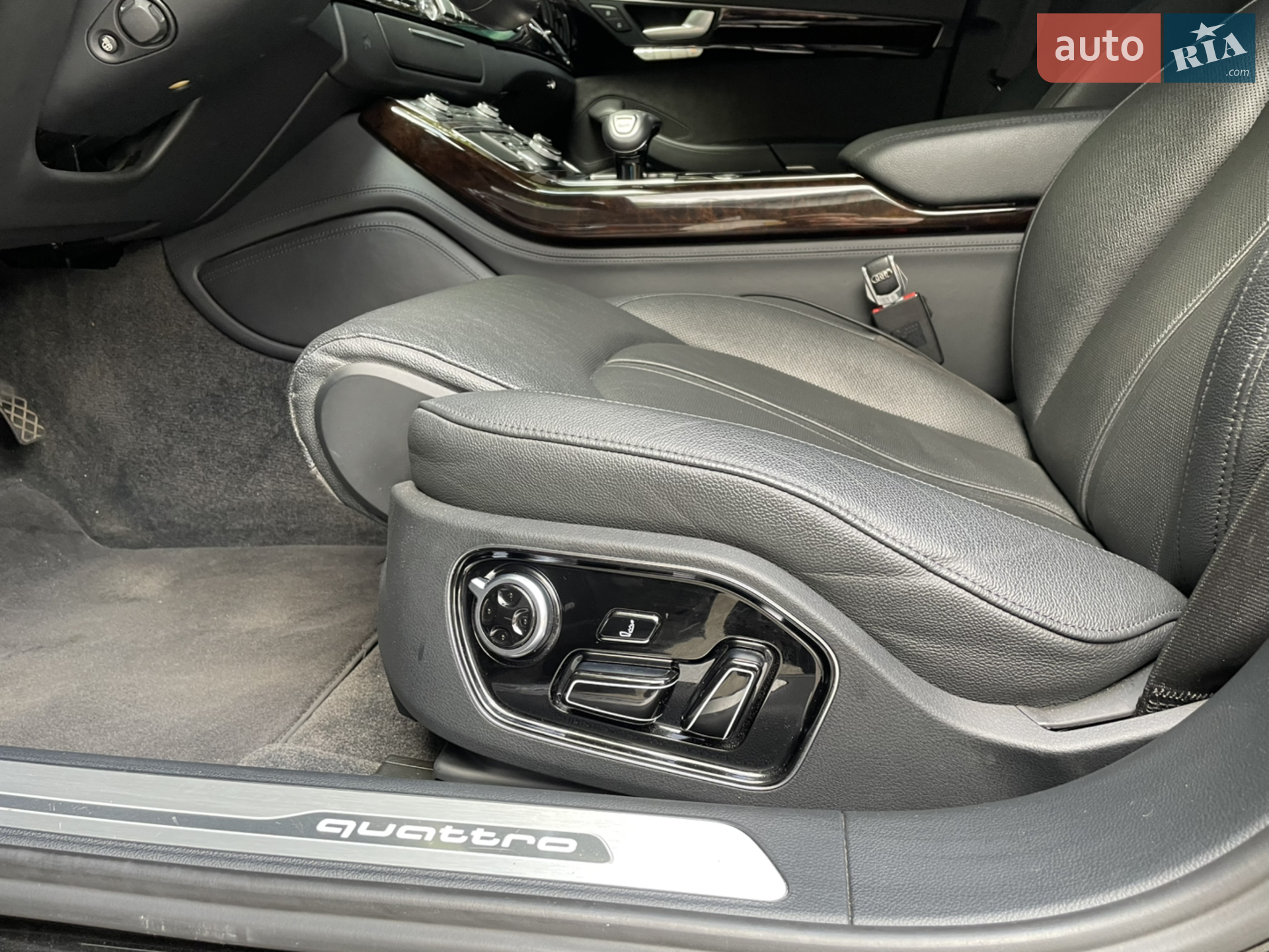 2016 Audi A8 - мініатюра 16