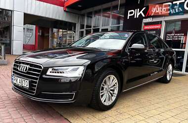 Седан Audi A8 2017 в 