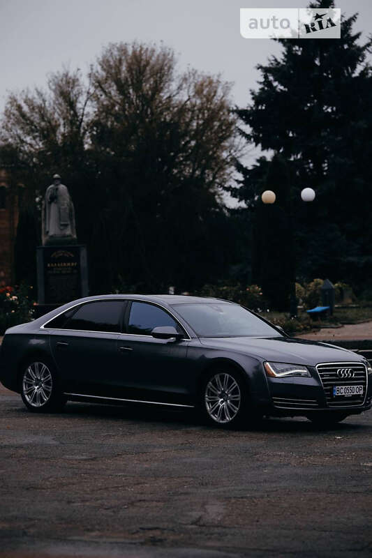 Седан Audi A8 2014 в Киеве