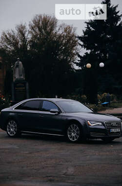Седан Audi A8 2014 в 