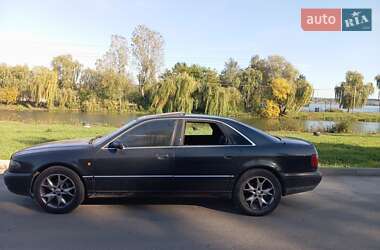 Седан Audi A8 1996 в 