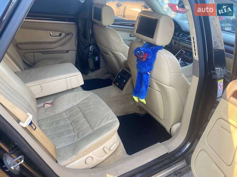 Седан Audi A8 2007 в Києві