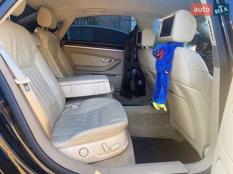 Седан Audi A8 2007 в Києві