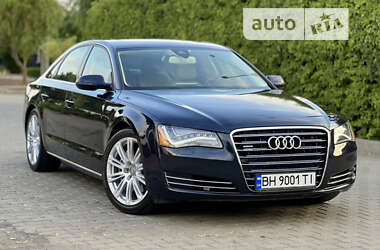 Седан Audi A8 2013 в Одесі