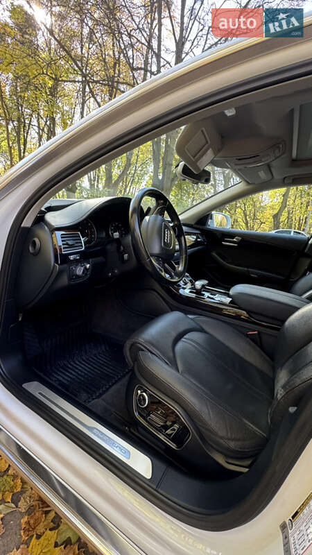 Седан Audi A8 2015 в Киеве фото 3 Седан Audi A8 2015 в Киеве