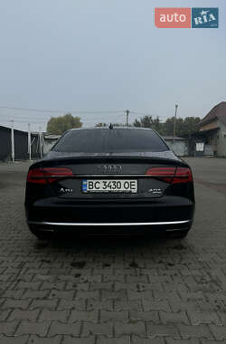 Седан Audi A8 2014 в Львове