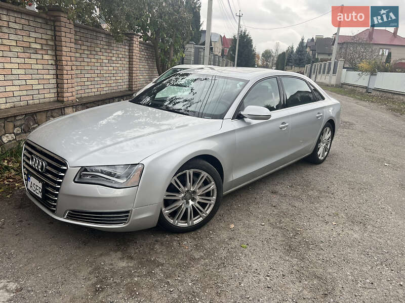 Седан Audi A8 2012 в Тернополе