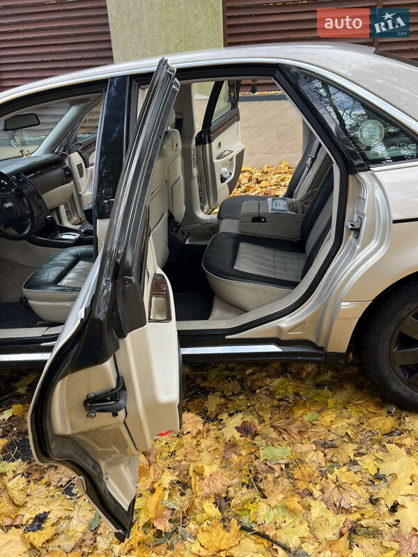 Седан Audi A8 1998 в Львове